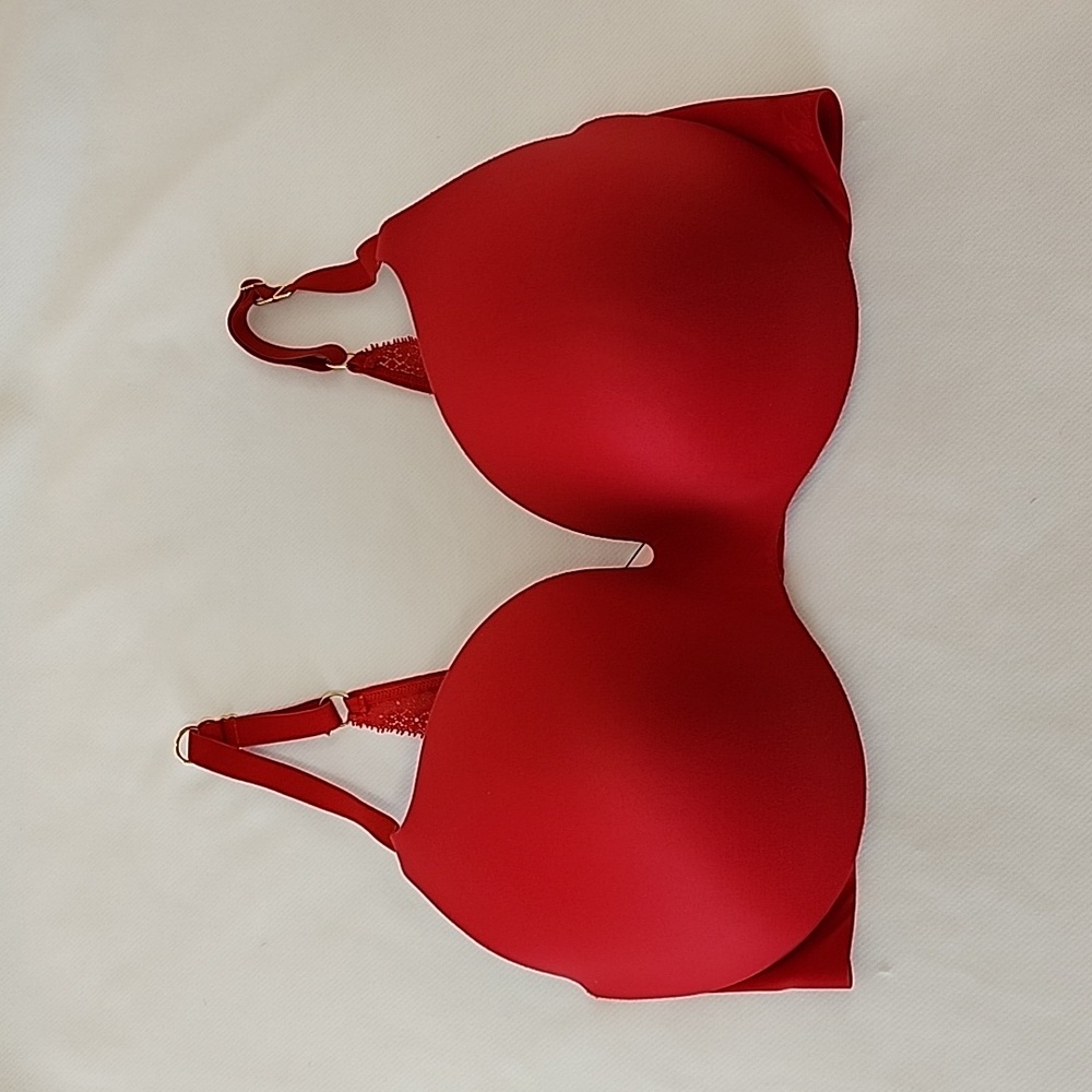 Victoria's Secret Bra Size: 36DDD
